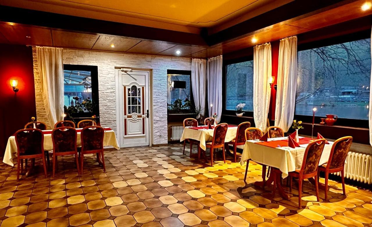Hotel Krone Riesling Trittenheim Exterior foto